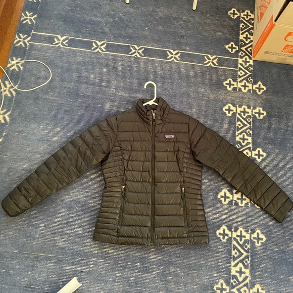 Patagonia Down Jacket Size Small - Picture 6 of 7